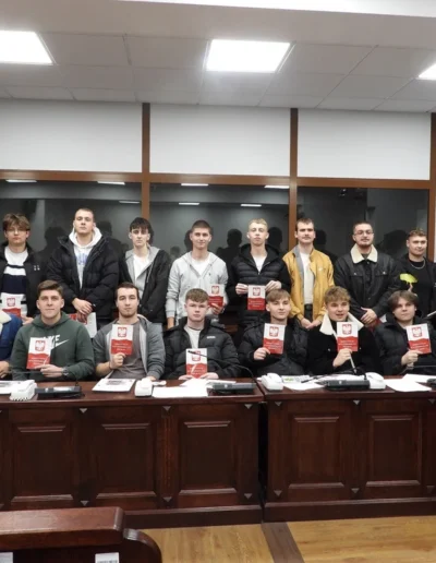 Młodzi w świecie prawa - od teorii do praktyki 11